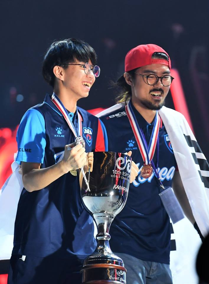 大新禮品製作-IESF 世界電競錦標賽-總錦標獎盃